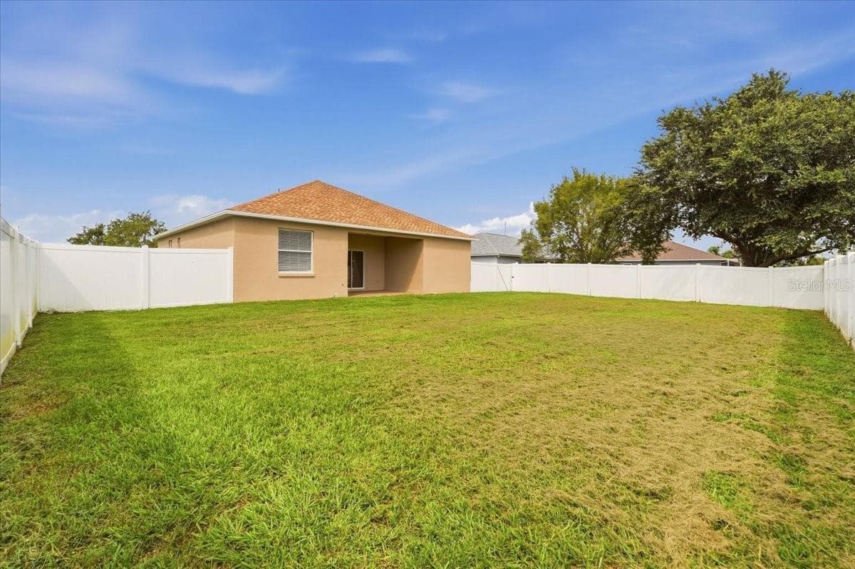 Single Family Residence at 5014 YELLOWTOP LOOP, LAKELAND, photo 37 of 46