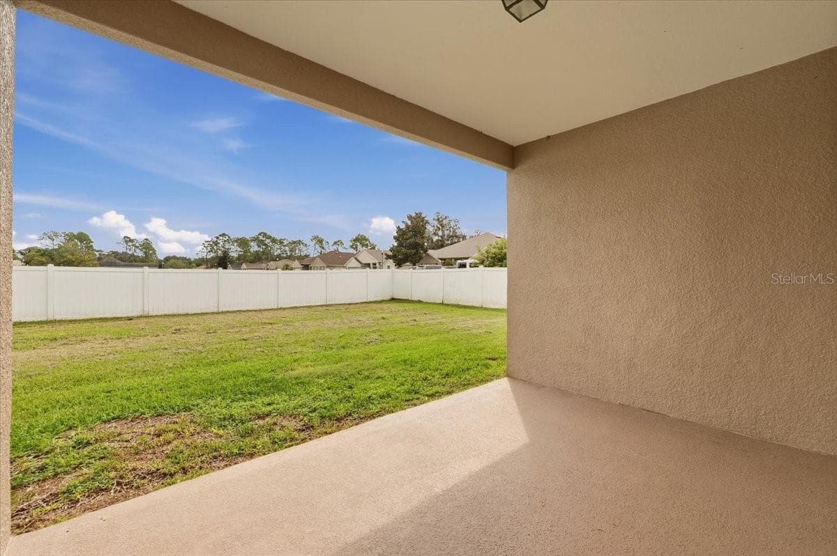 Single Family Residence at 5014 YELLOWTOP LOOP, LAKELAND, photo 38 of 46