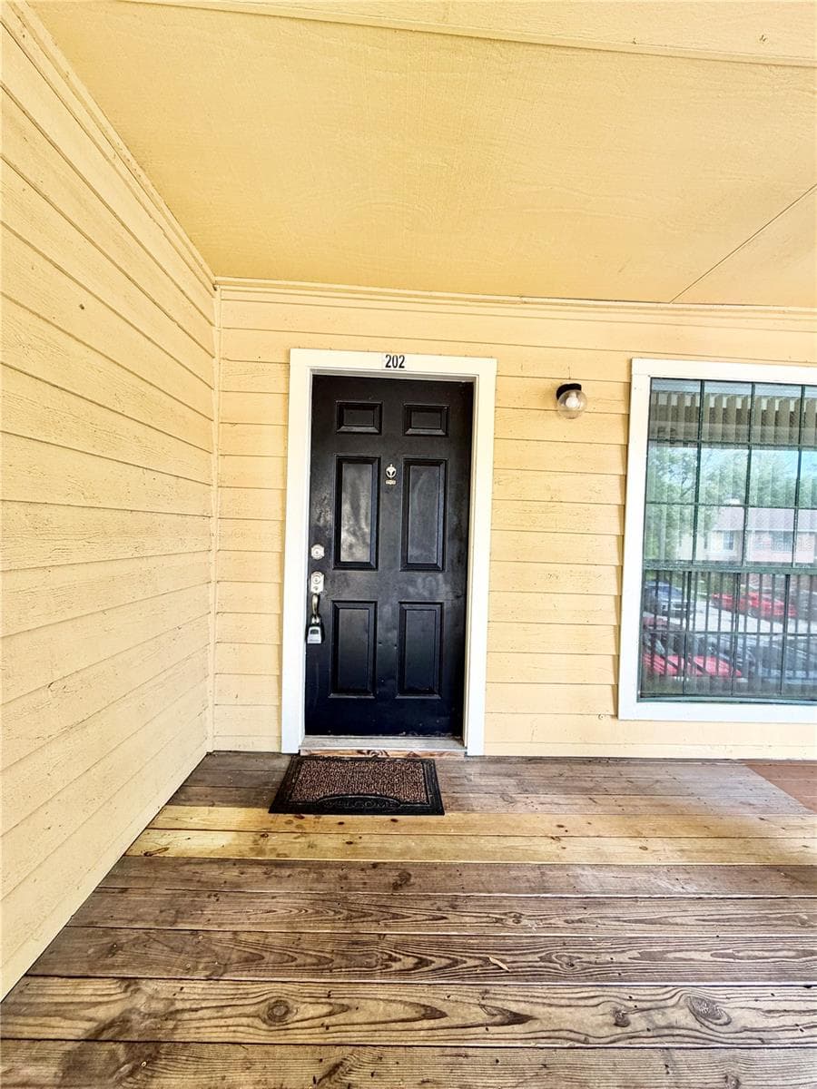 Condominium at 8643 MALLARD RESERVE DR #202, TAMPA, photo 4 of 41