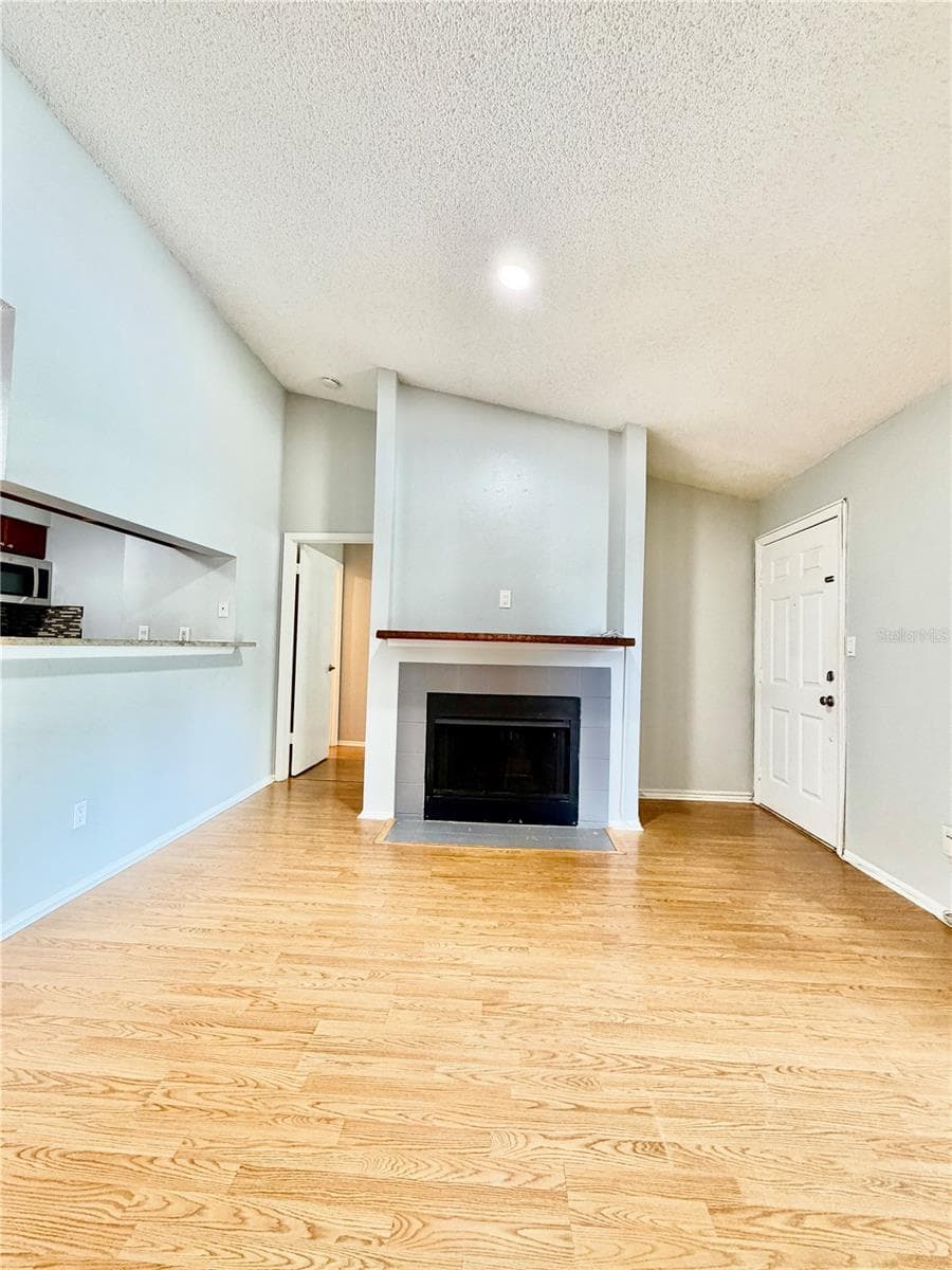 Condominium at 8643 MALLARD RESERVE DR #202, TAMPA, photo 11 of 41