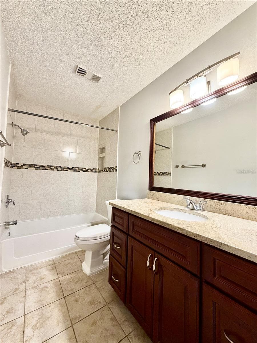 Condominium at 8643 MALLARD RESERVE DR #202, TAMPA, photo 14 of 41