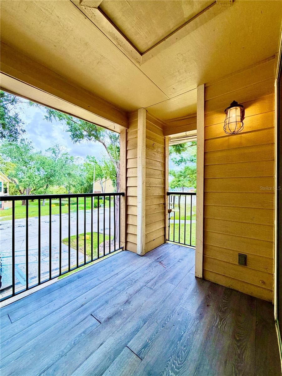 Condominium at 8643 MALLARD RESERVE DR #202, TAMPA, photo 34 of 41