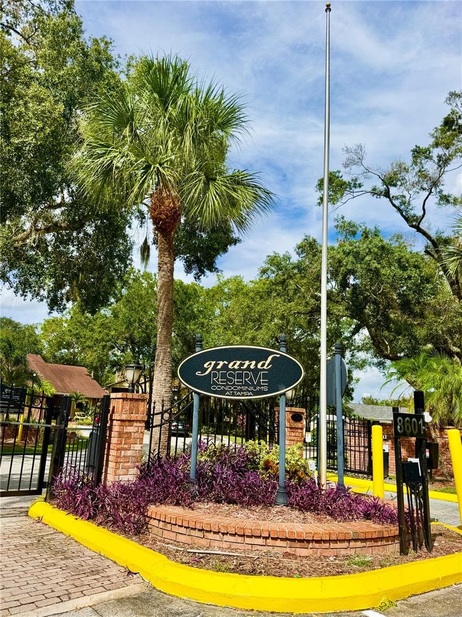 Condominium at 8643 MALLARD RESERVE DR #202, TAMPA, photo 40 of 41