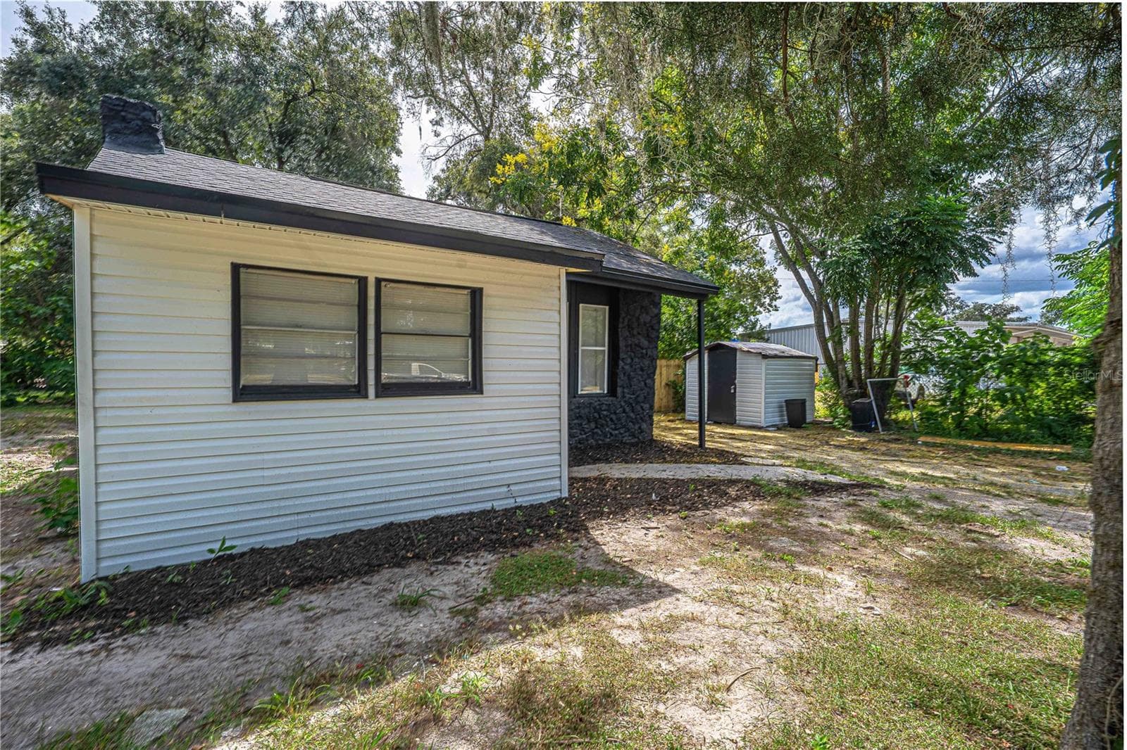 2331 WESTSIDE DR