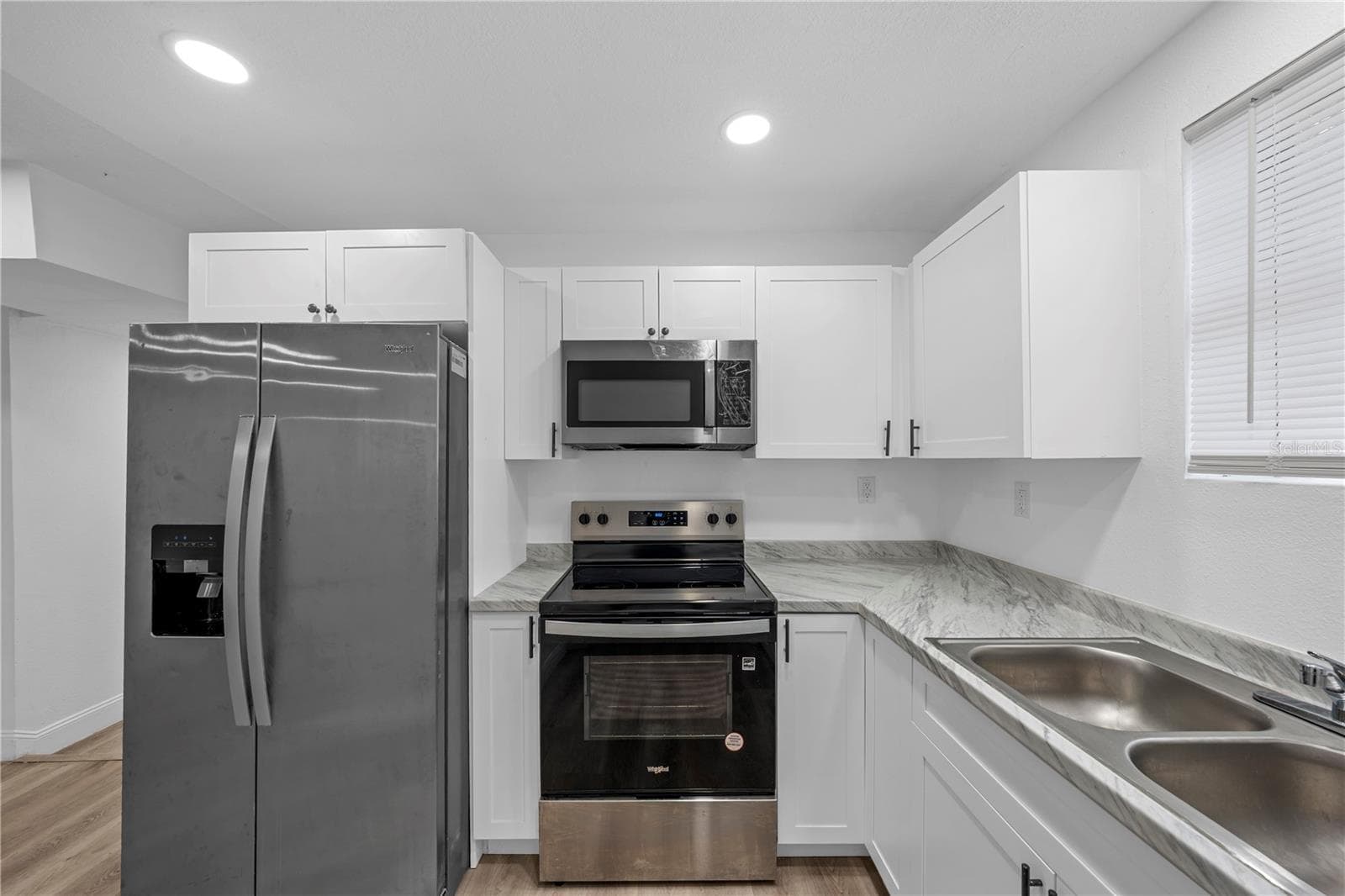 Single Family Residence at 2331 WESTSIDE DR, LEESBURG, photo 10 of 49