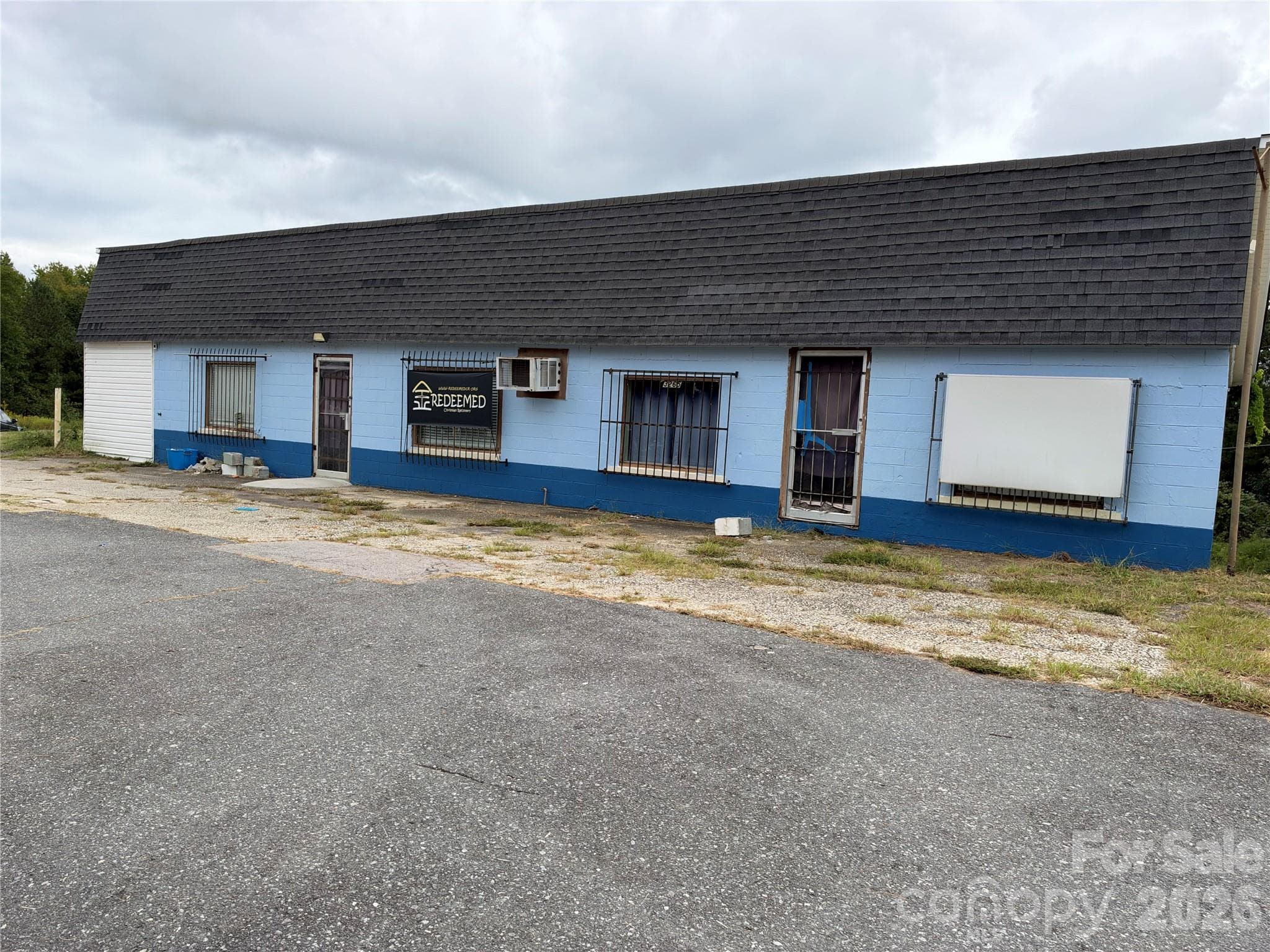 3265 Ridgeway Road