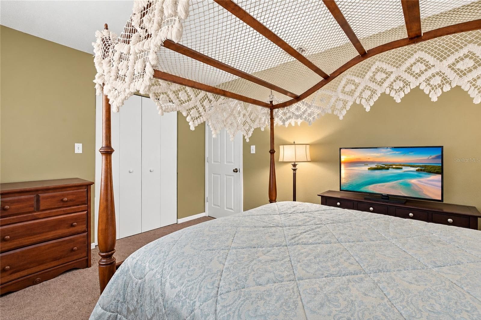 Single Family Residence at 313 ROBIN HILL DR, ALTAMONTE SPRINGS, photo 18 of 31