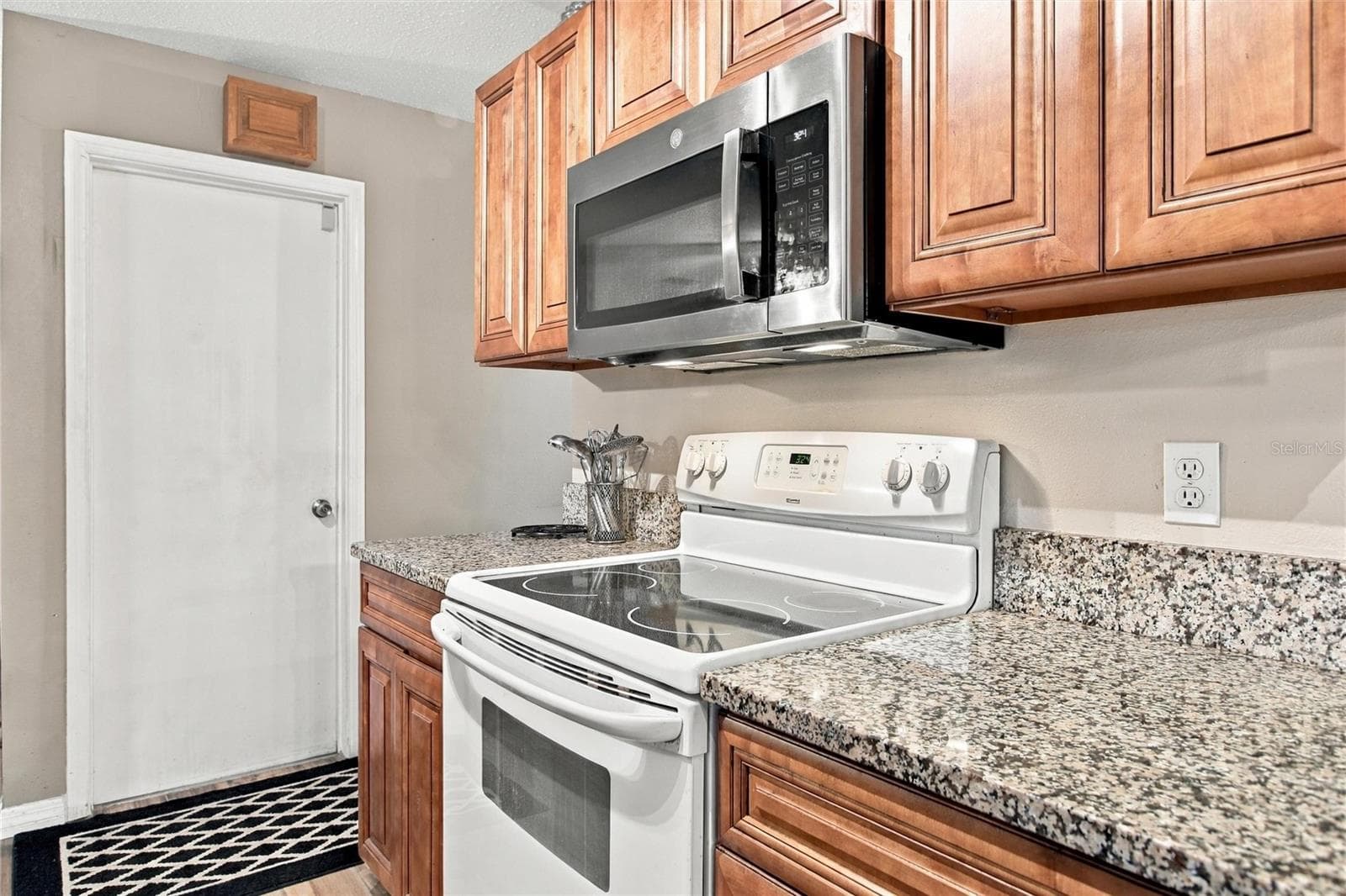 Single Family Residence at 313 ROBIN HILL DR, ALTAMONTE SPRINGS, photo 21 of 31