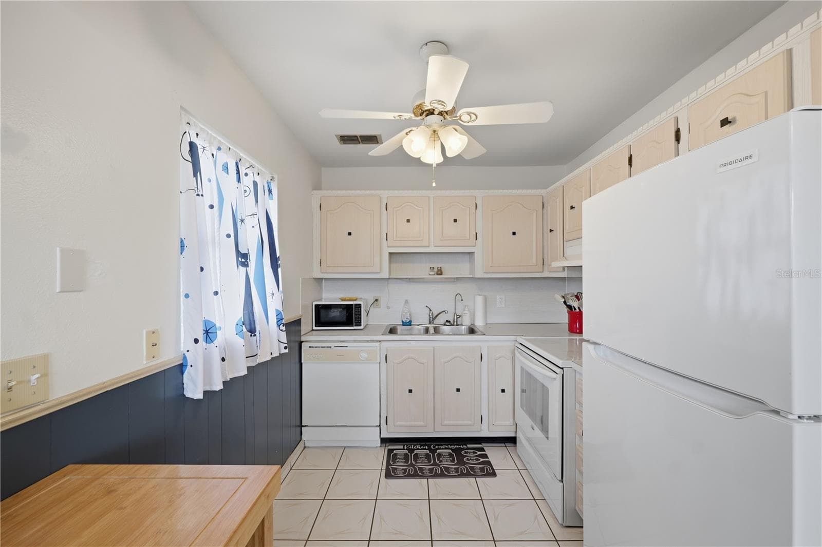 Kitchen - 11733 BAYONET LN, NEW PORT RICHEY