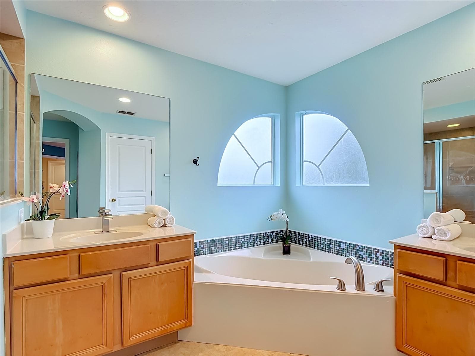 Single Family Residence at 5028 COVEVIEW DR, ST CLOUD, photo 32 of 70