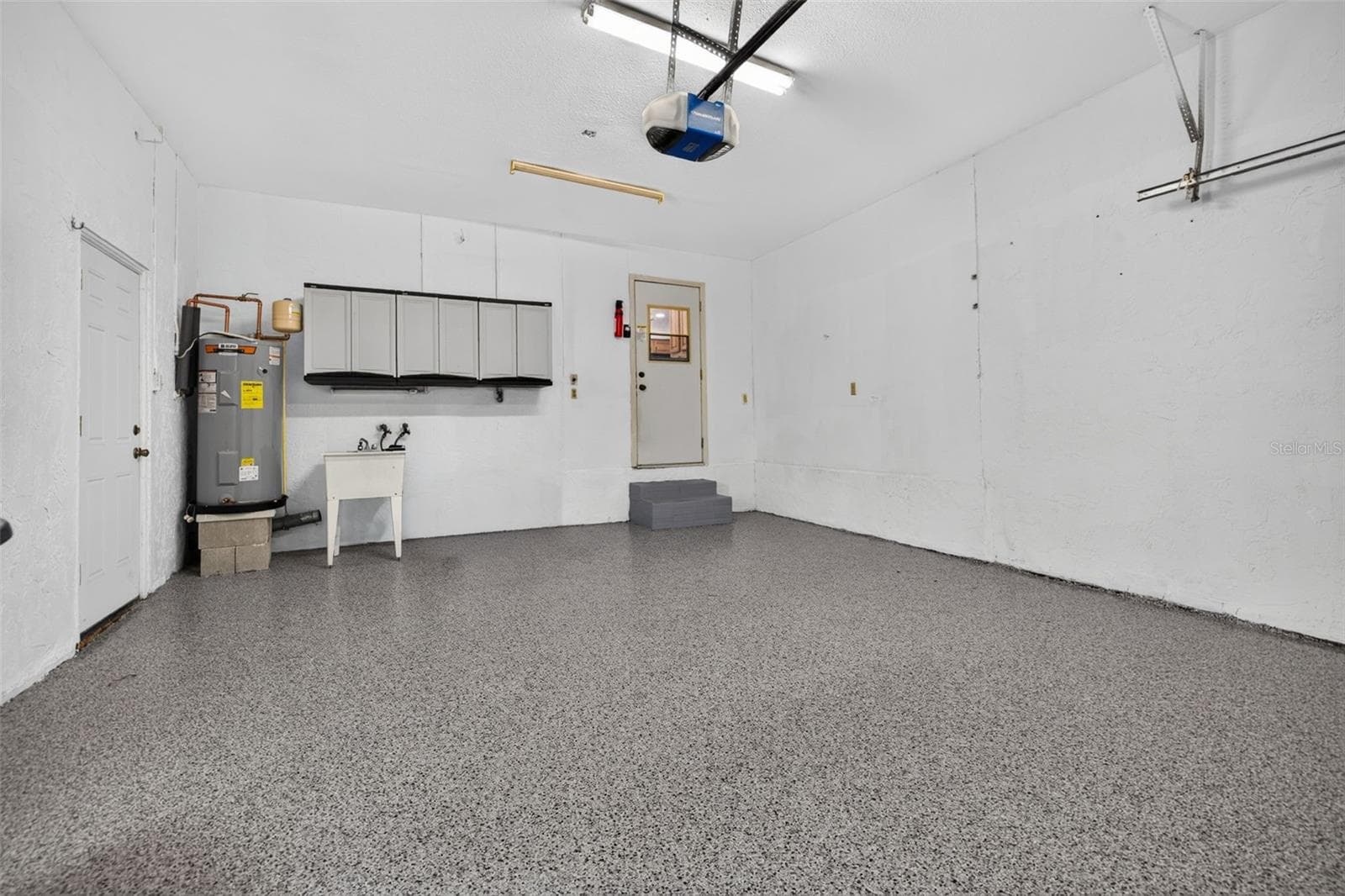 Single Family Residence at 4014 ALABAMA AVE NE, ST PETERSBURG, photo 24 of 38