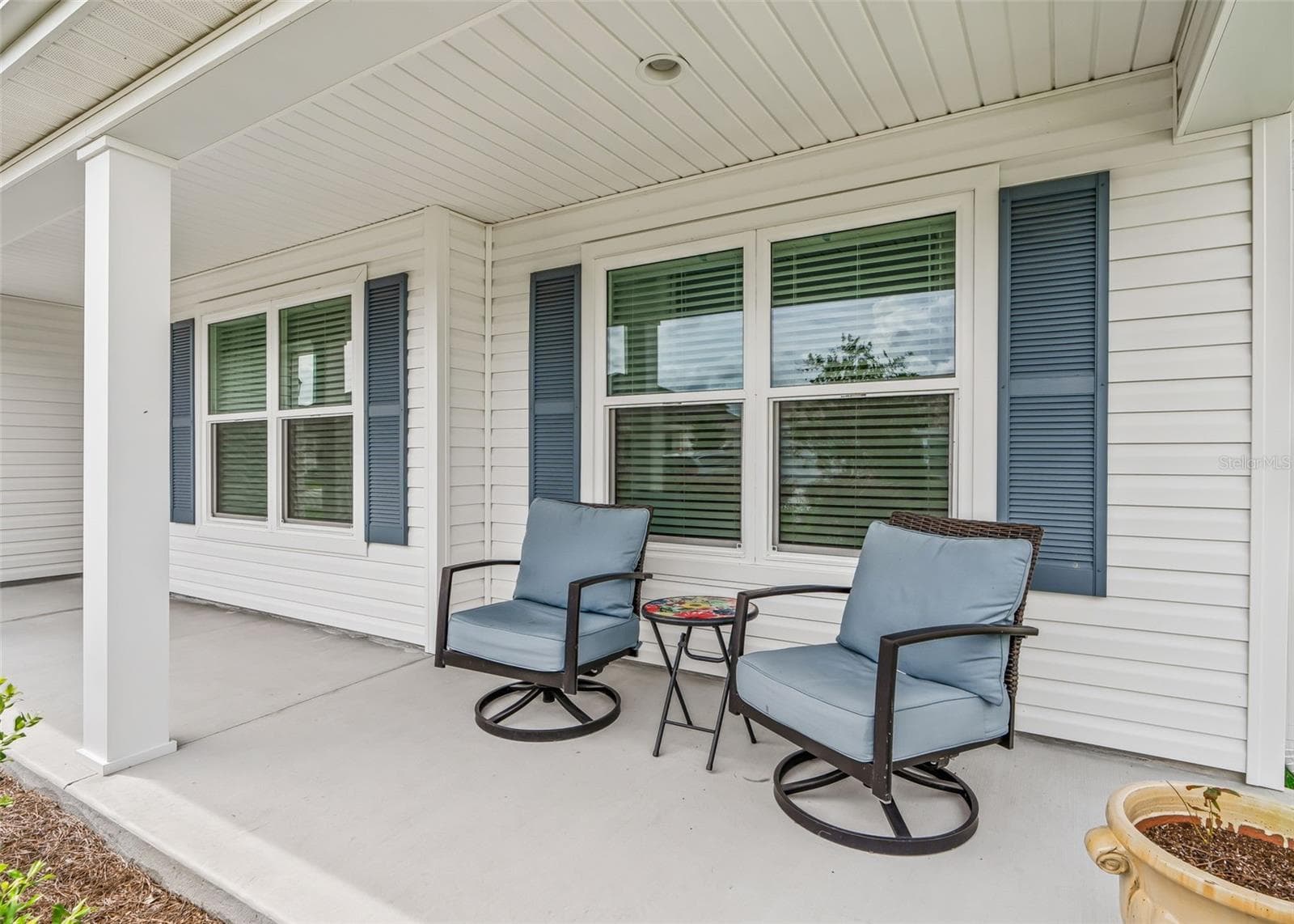 Single Family Residence at 621 CHERRY CREEK WAY, THE VILLAGES, photo 3 of 40