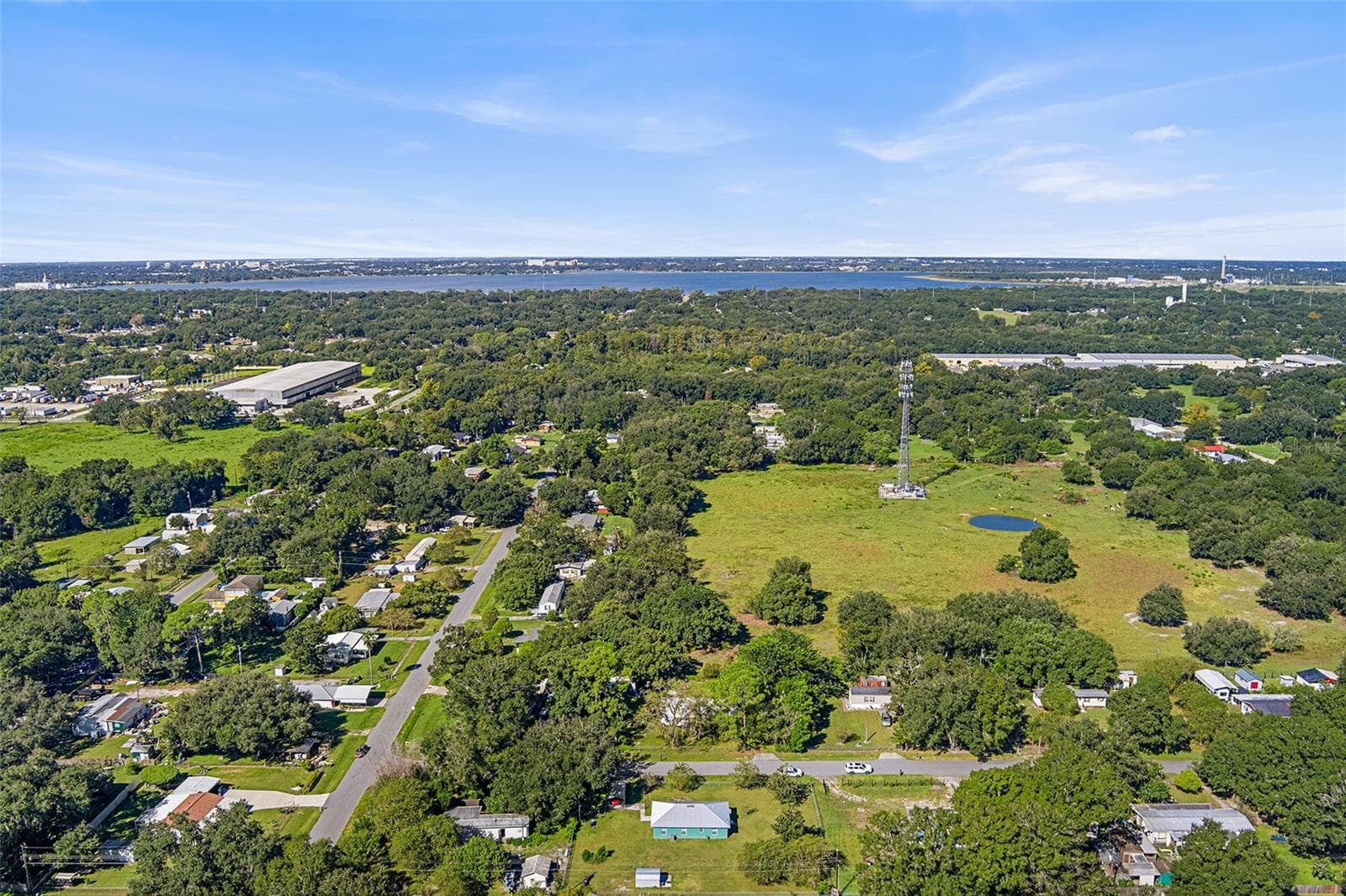 AERIAL VIEW OF COMMUNITY - 1703 OAKLAND RD W, LAKELAND