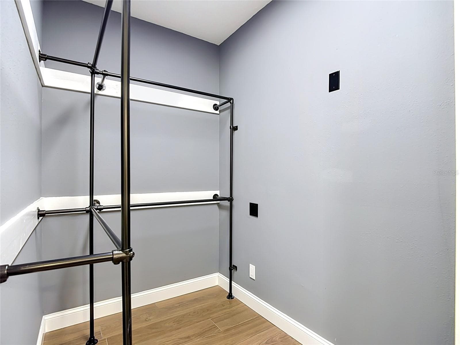 Primary Walk-in Closet - 18316 CYPRESS HAVEN DR, TAMPA