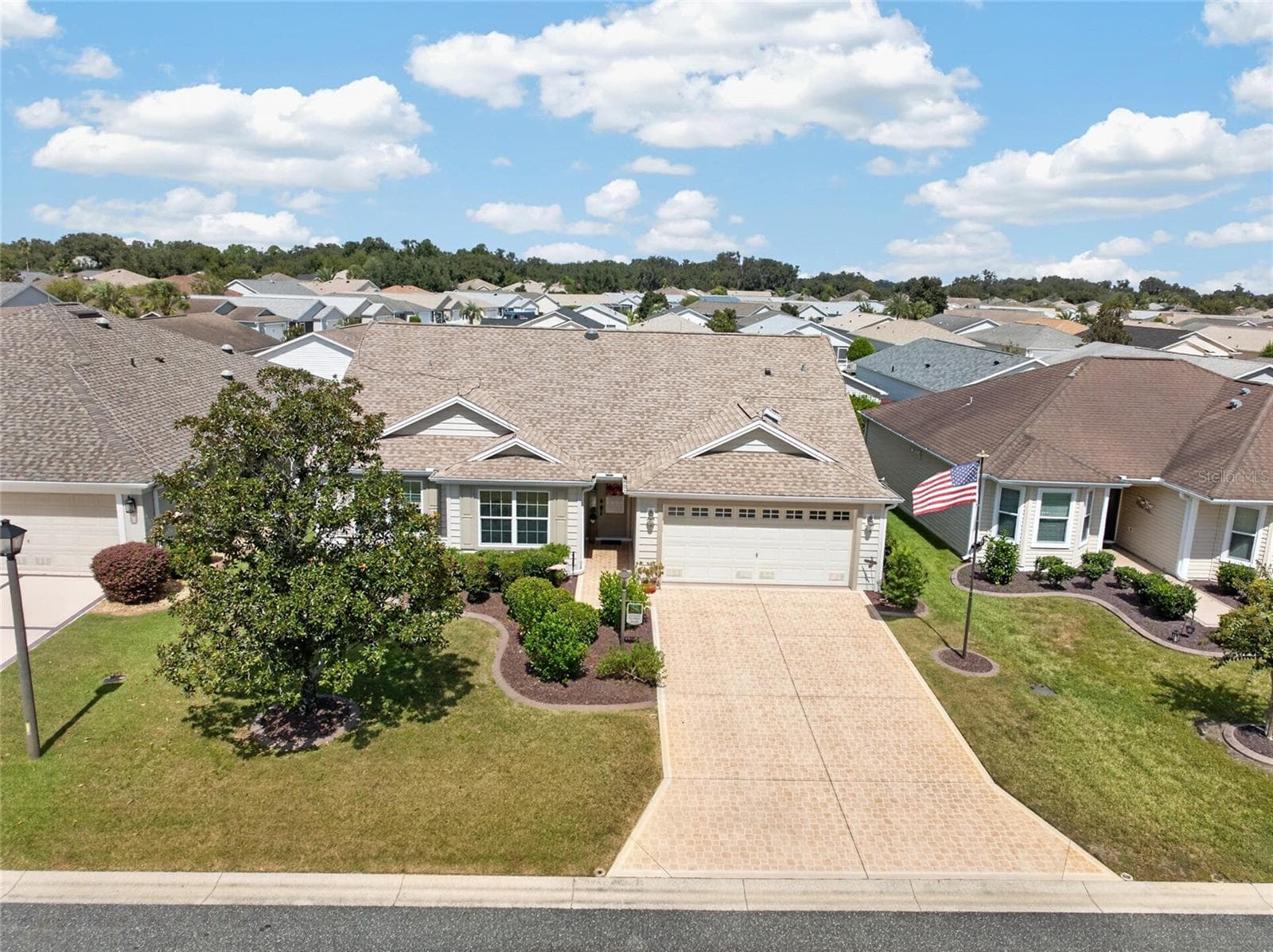 Single Family Residence at 1648 PENNECAMP DR, THE VILLAGES, photo 3 of 52