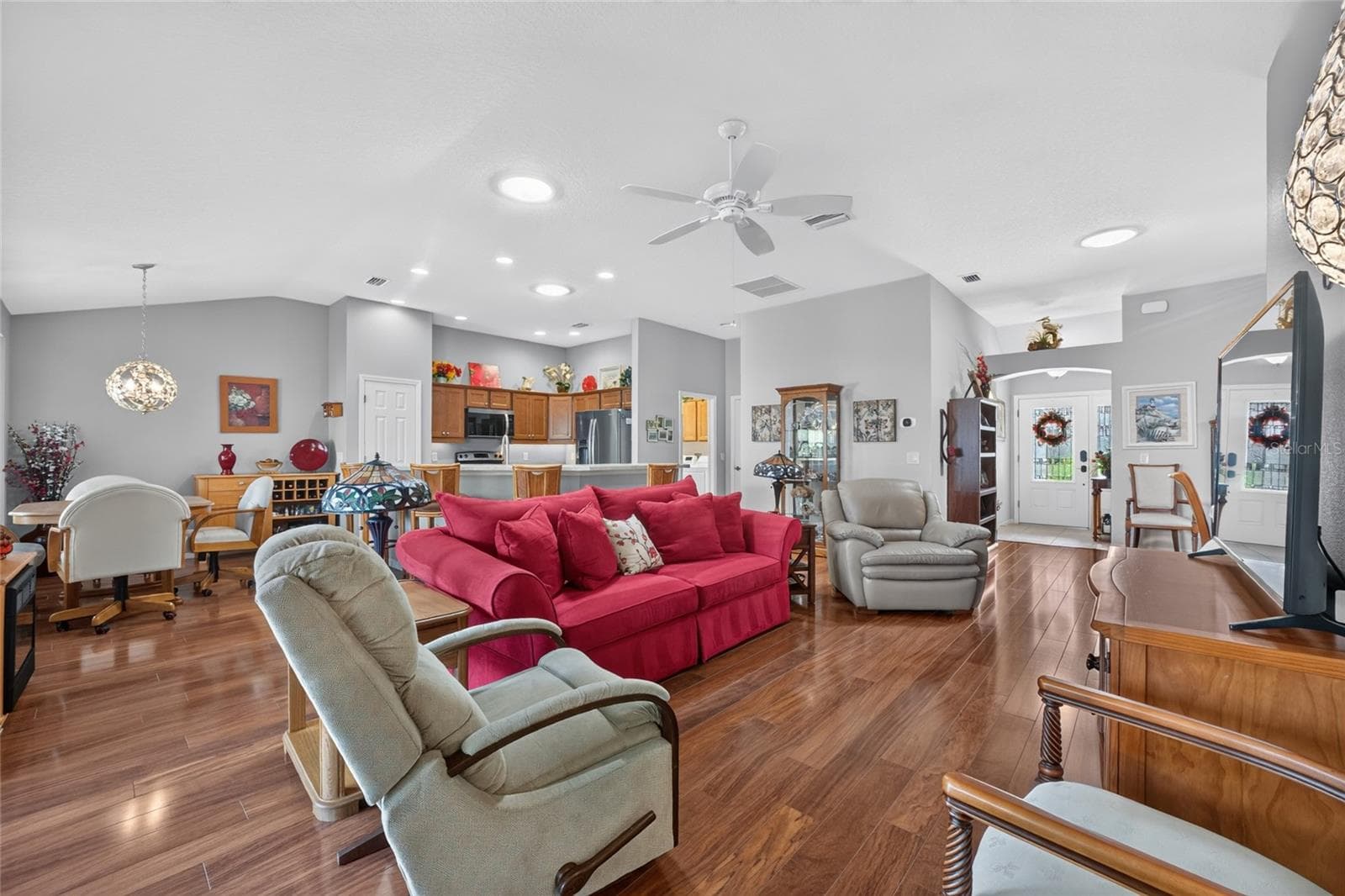 Single Family Residence at 1648 PENNECAMP DR, THE VILLAGES, photo 7 of 52