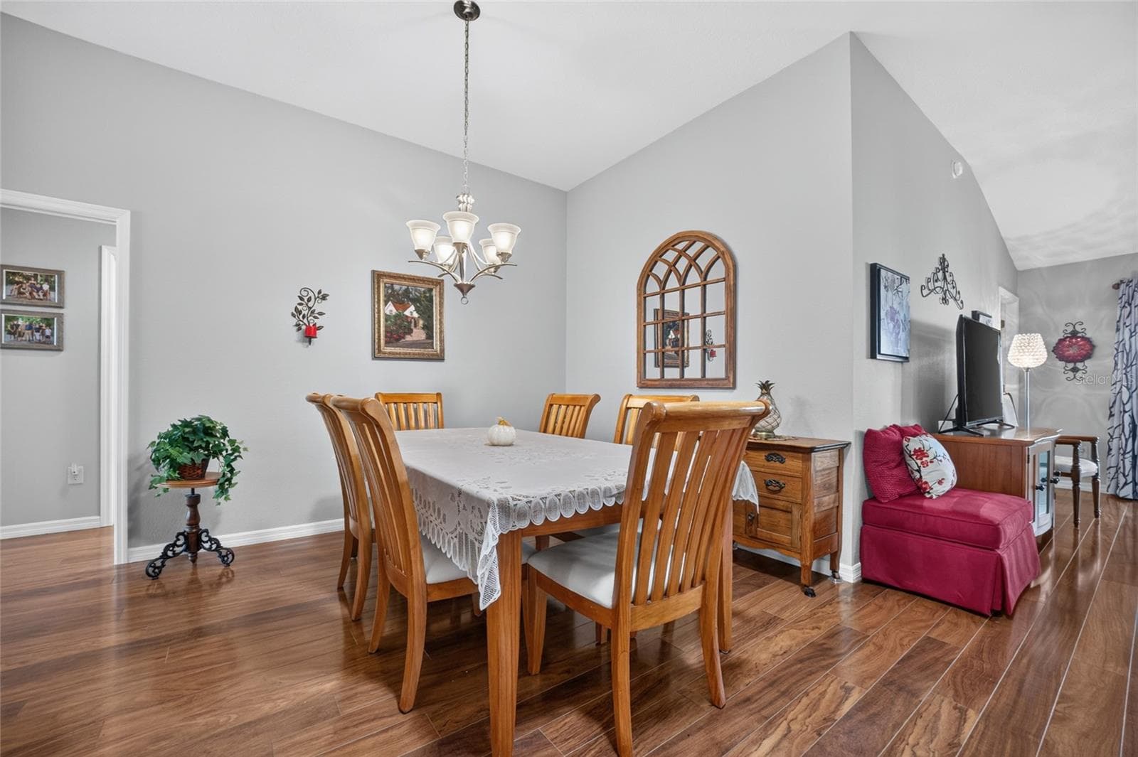 Single Family Residence at 1648 PENNECAMP DR, THE VILLAGES, photo 13 of 52
