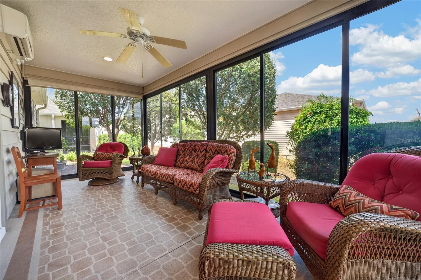 Single Family Residence at 1648 PENNECAMP DR, THE VILLAGES, photo 34 of 52