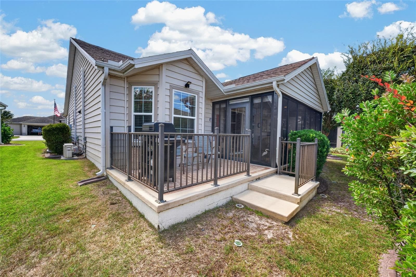 Single Family Residence at 1648 PENNECAMP DR, THE VILLAGES, photo 41 of 52