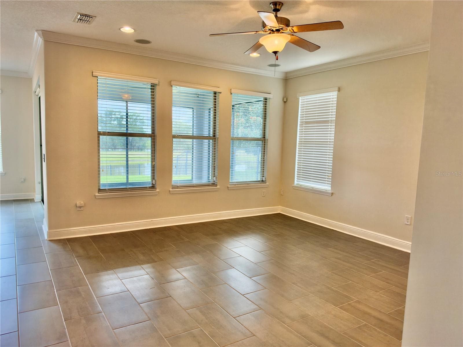 Single Family Residence at 16130 WIND VIEW LN, WINTER GARDEN, photo 10 of 45