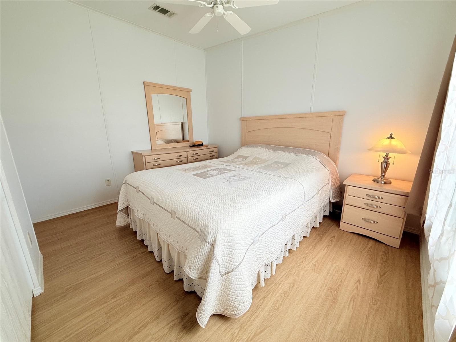Manufactured Home at 2050 CHAMPION ST, SARASOTA, photo 33 of 65