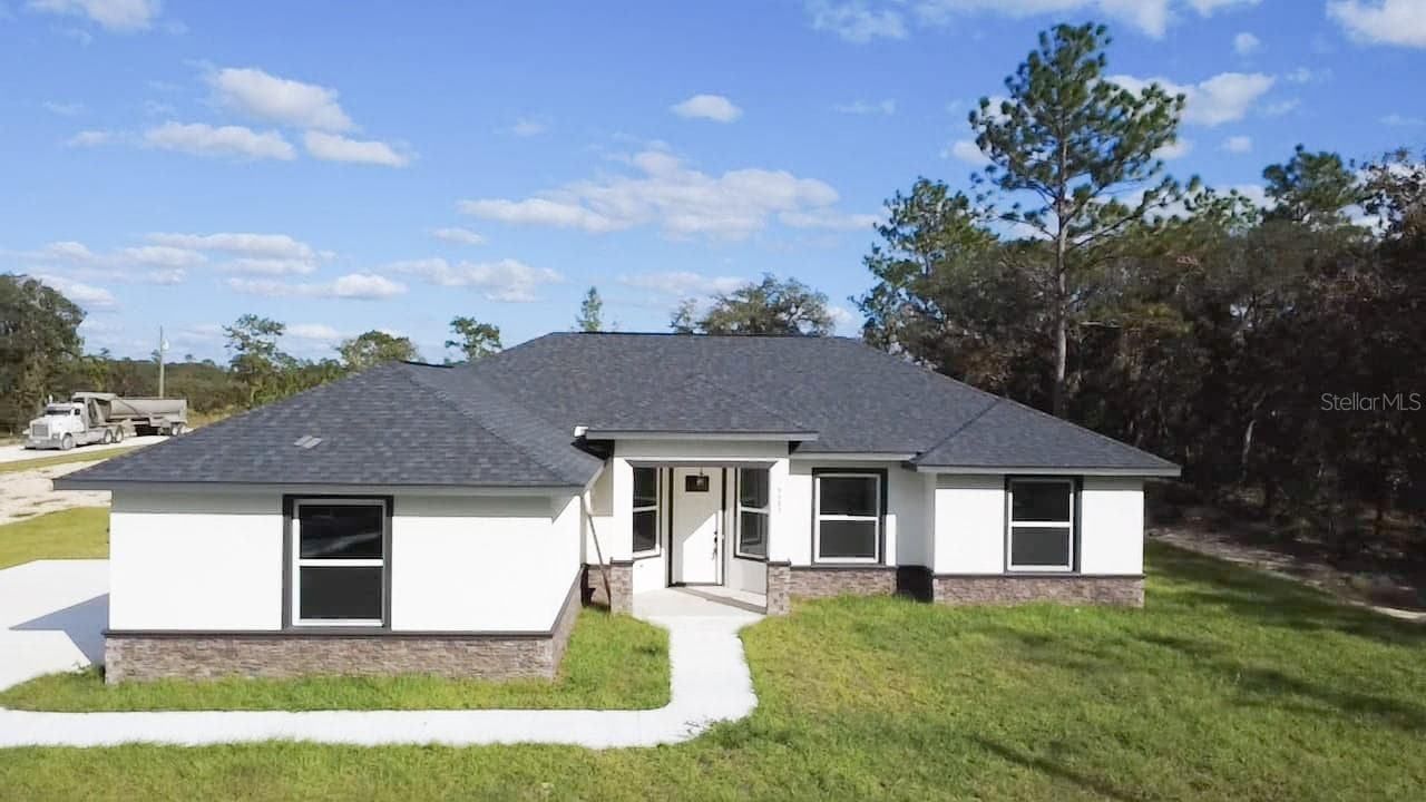 Single Family Residence at 9483 SW 121ST TER, DUNNELLON, photo 2 of 37