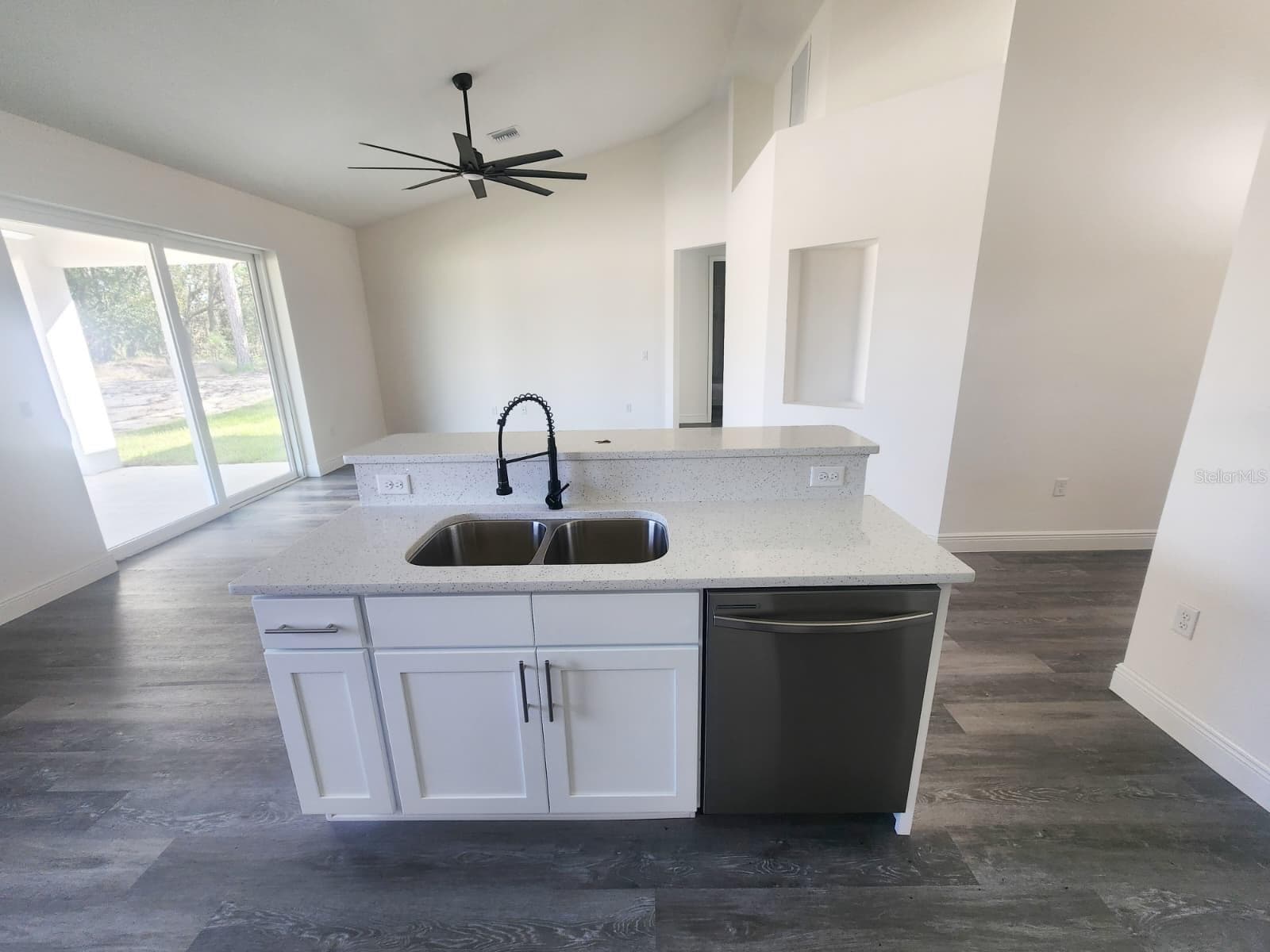 Single Family Residence at 9483 SW 121ST TER, DUNNELLON, photo 9 of 37