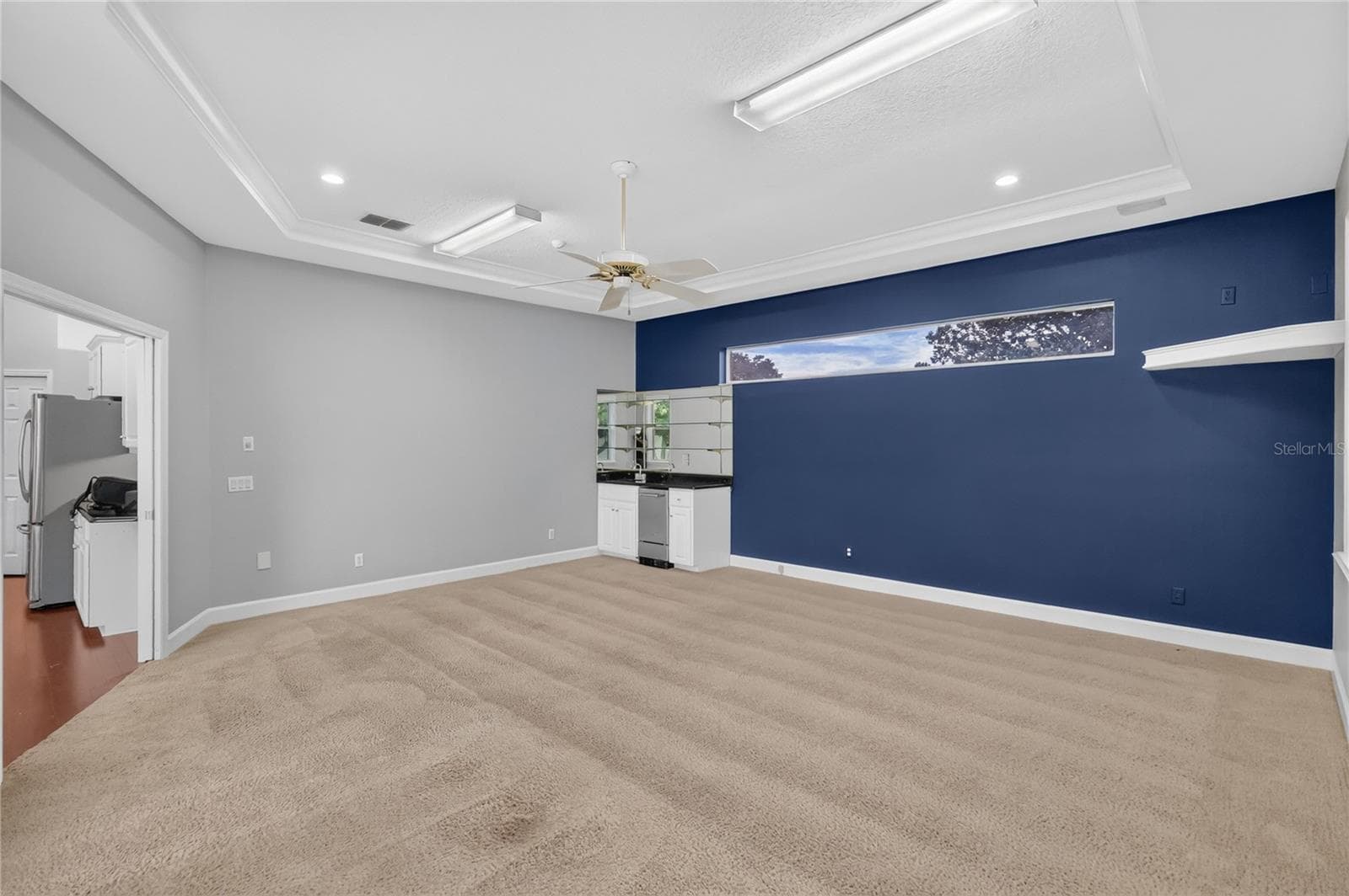 Game Room with Bar with ice Maker - 734 HIGHLANDS PLACE BLVD, LAKELAND