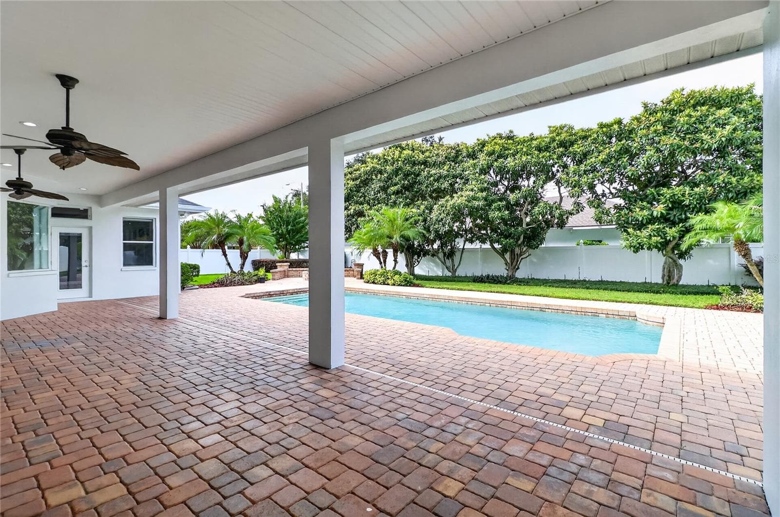 Single Family Residence at 734 HIGHLANDS PLACE BLVD, LAKELAND, photo 52 of 68