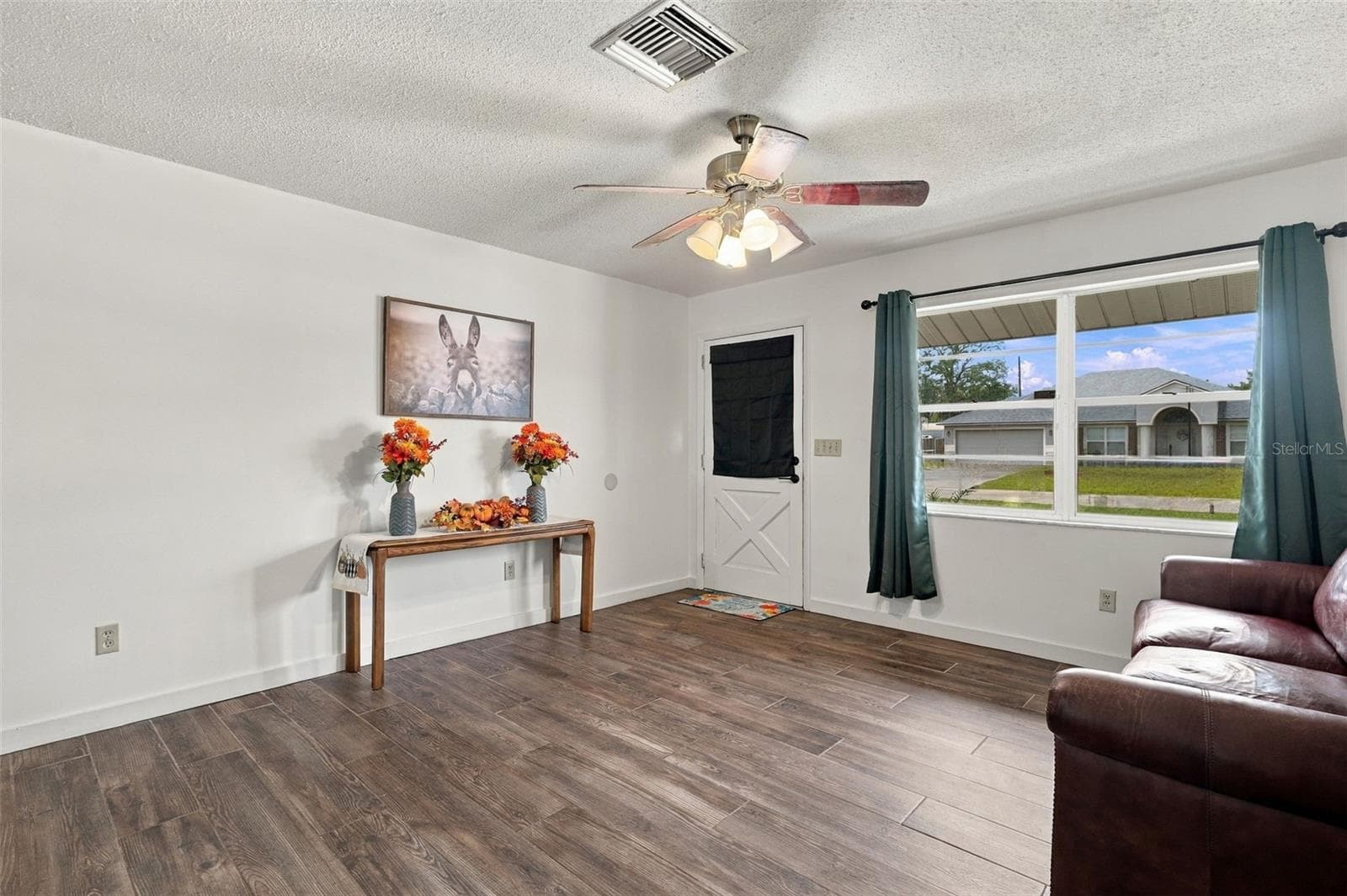 Single Family Residence at 1085 EAGLES NEST AVE, DELTONA, photo 7 of 33