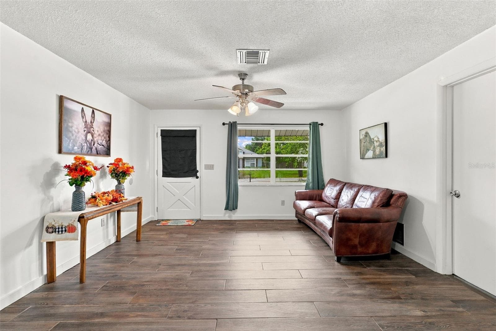 Single Family Residence at 1085 EAGLES NEST AVE, DELTONA, photo 9 of 33