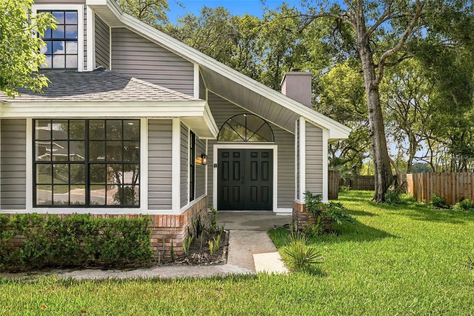 Single Family Residence at 2140 WEKIWA OAKS DR, APOPKA, photo 3 of 54