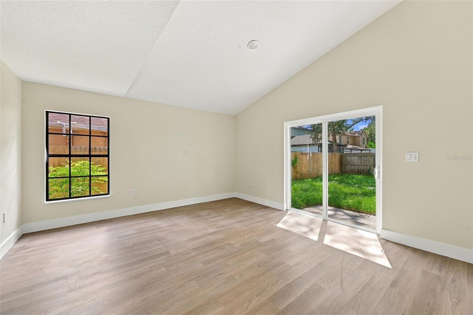 Single Family Residence at 2140 WEKIWA OAKS DR, APOPKA, photo 25 of 54