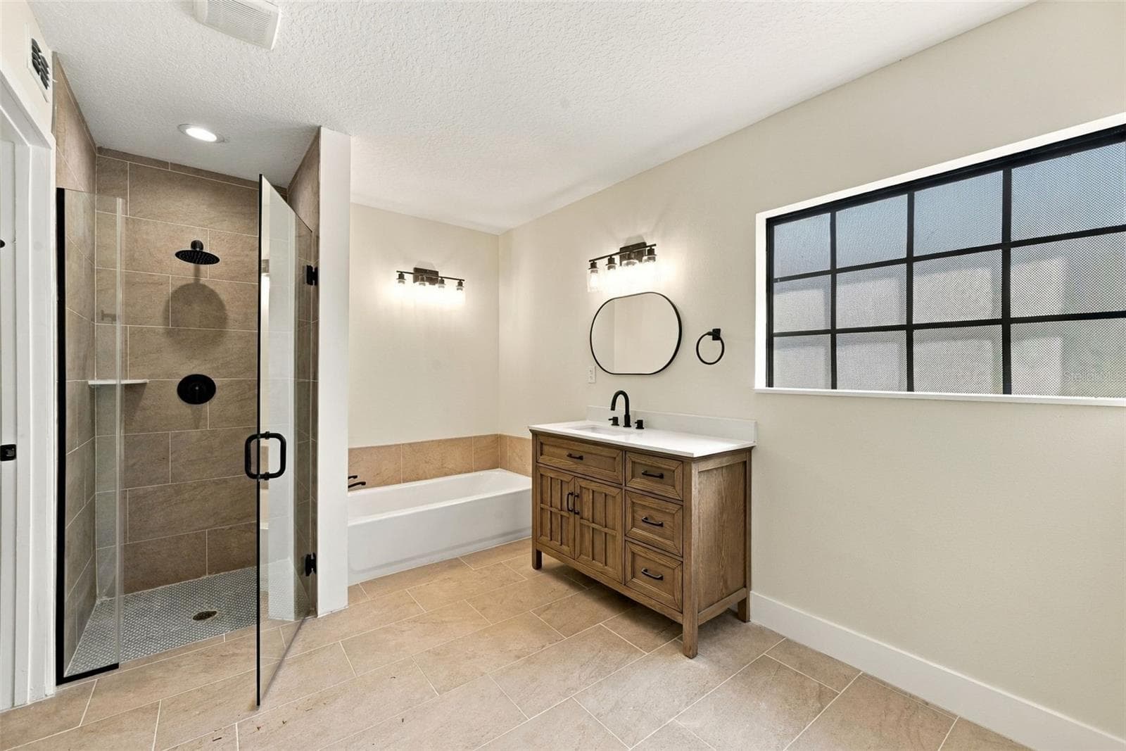 Single Family Residence at 2140 WEKIWA OAKS DR, APOPKA, photo 29 of 54