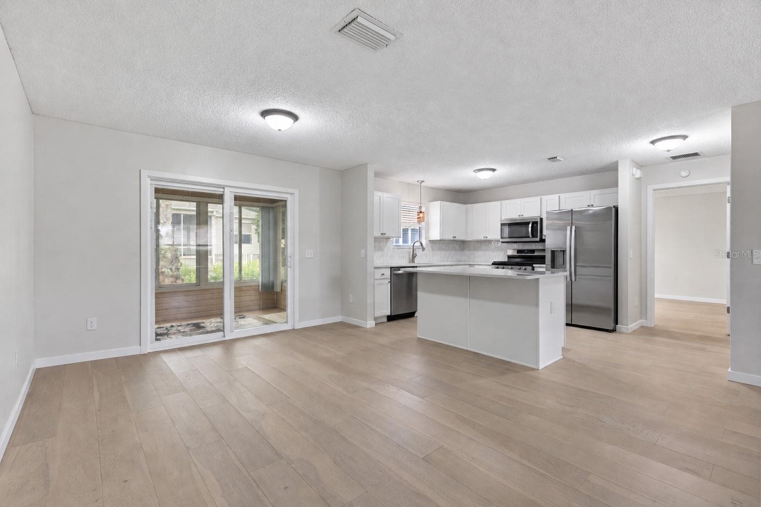 Single Family Residence at 9595 SE 171ST ARGYLL ST, THE VILLAGES, photo 4 of 37