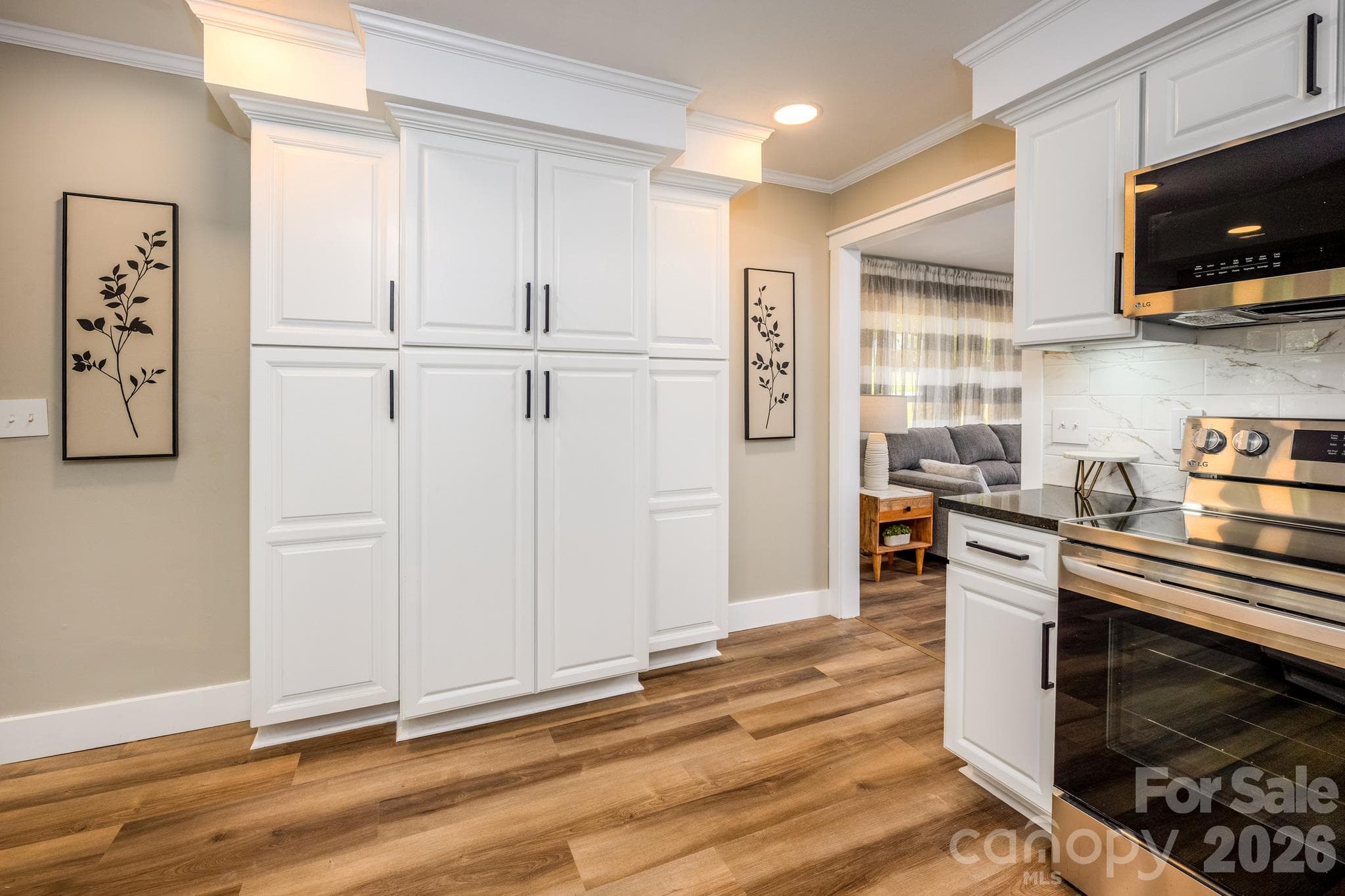 Single Family Residence at 508 Berkshire Drive, Statesville, photo 14 of 39