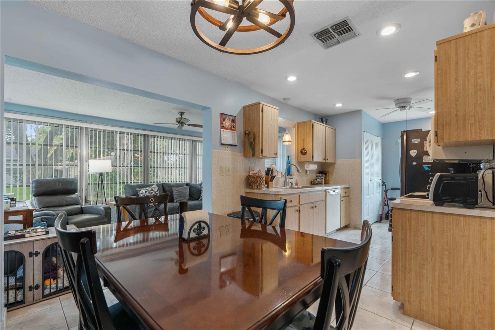 Single Family Residence at 8030 GLENEAGLE DR, PORT RICHEY, photo 5 of 26