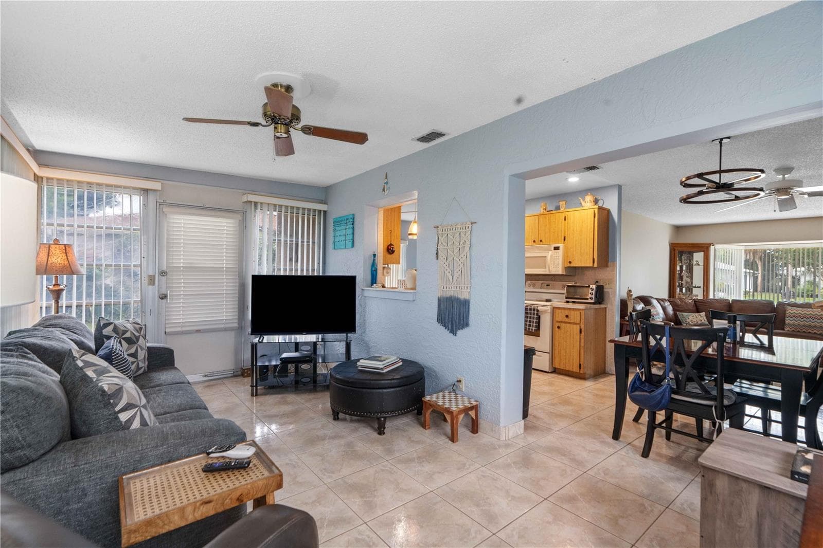 Single Family Residence at 8030 GLENEAGLE DR, PORT RICHEY, photo 8 of 26