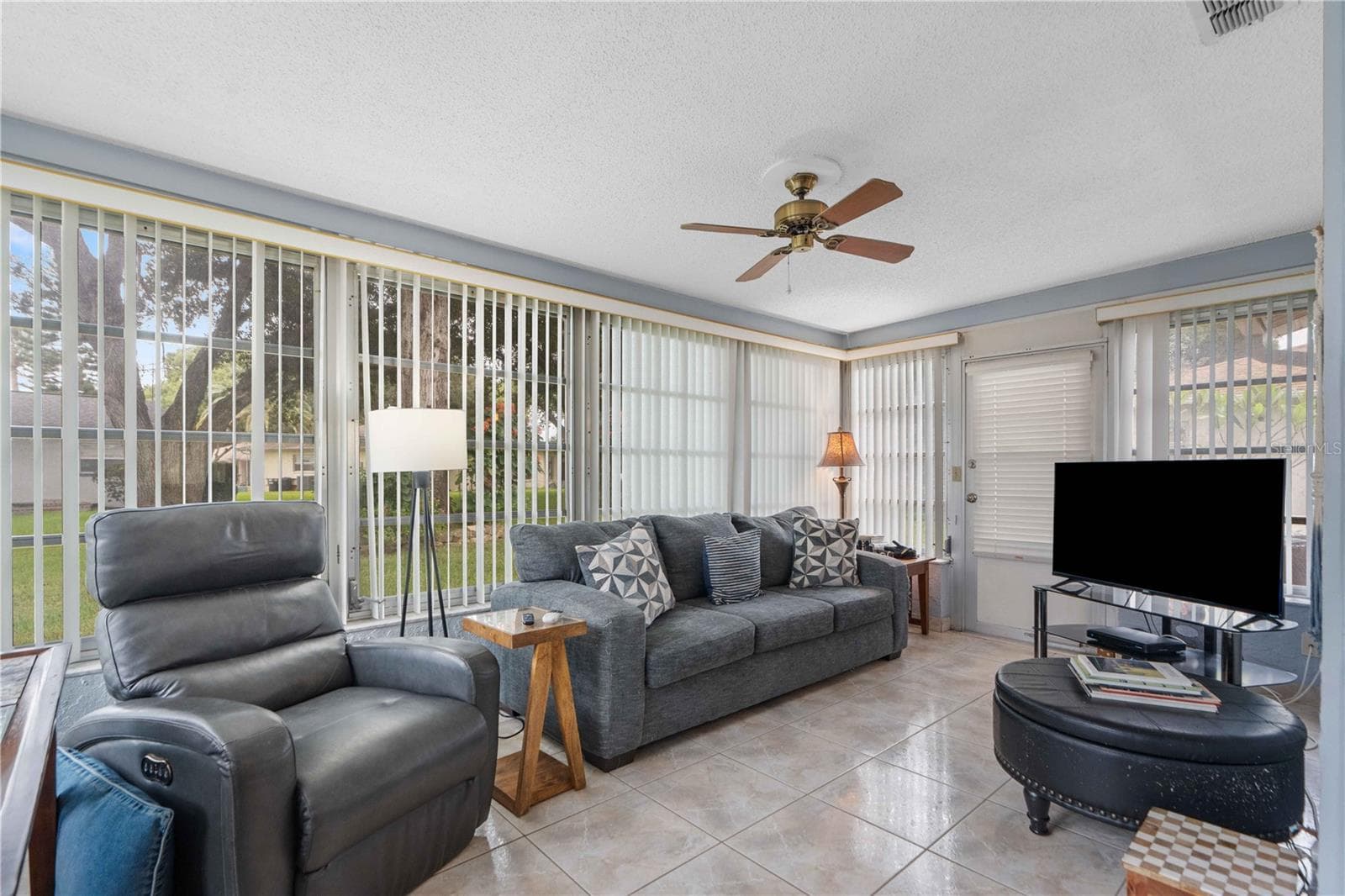 Single Family Residence at 8030 GLENEAGLE DR, PORT RICHEY, photo 9 of 26