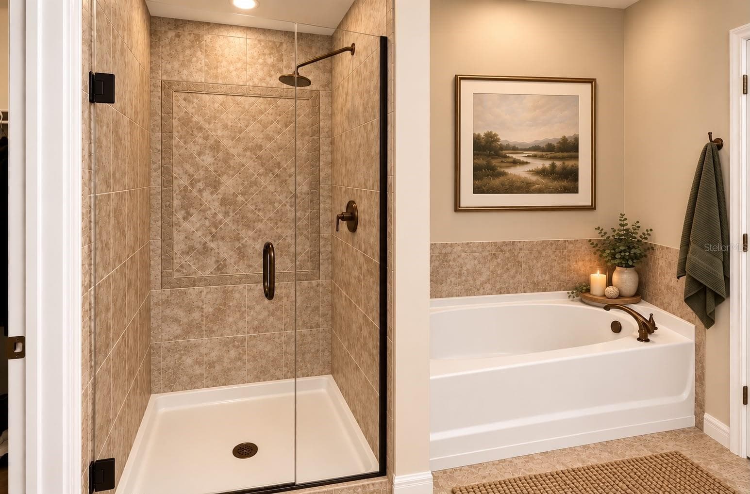 1ST FLOOR MASTER BATHROOM - 740 CHACALL LOOP, MOUNT DORA
