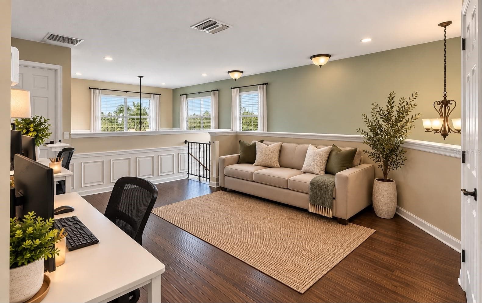 2ND FLOOR LOFT - 740 CHACALL LOOP, MOUNT DORA
