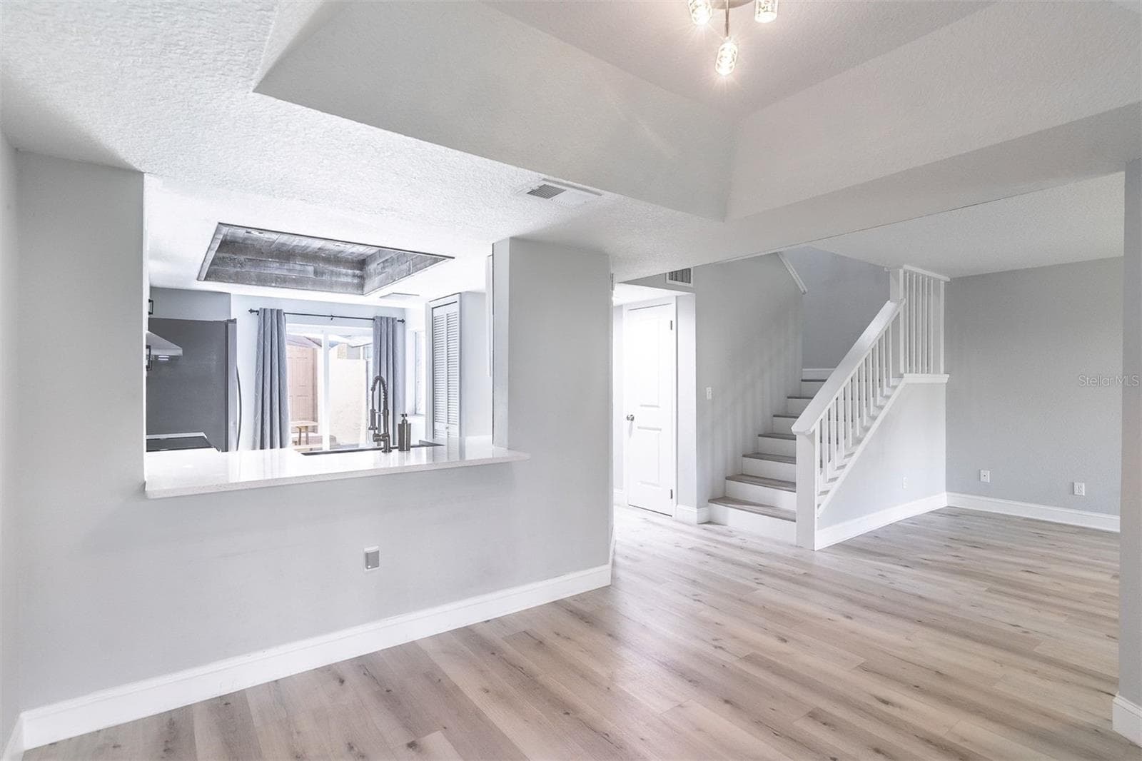 Completely renovated, NO POPCORN CEILINGS - 139 OLIVE TREE CIR, ALTAMONTE SPRINGS