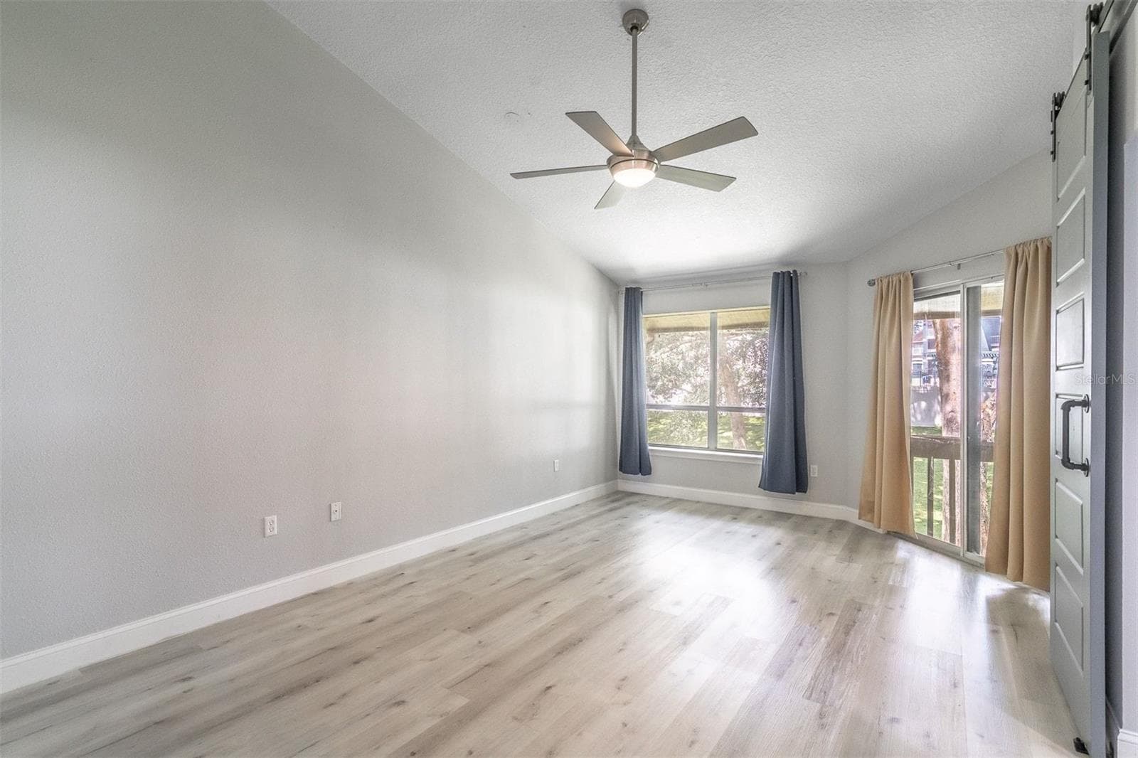 Zero rear neighbors. Just quiet, unobstructed greenbelt views to give you the ultimate privacy. - 139 OLIVE TREE CIR, ALTAMONTE SPRINGS