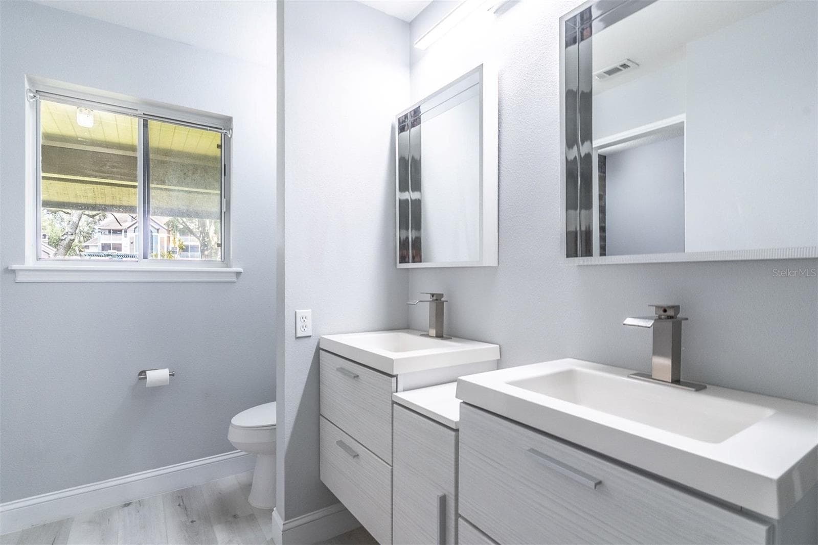 Elegant floating vanity. DOUBLE THE STYLE - 139 OLIVE TREE CIR, ALTAMONTE SPRINGS