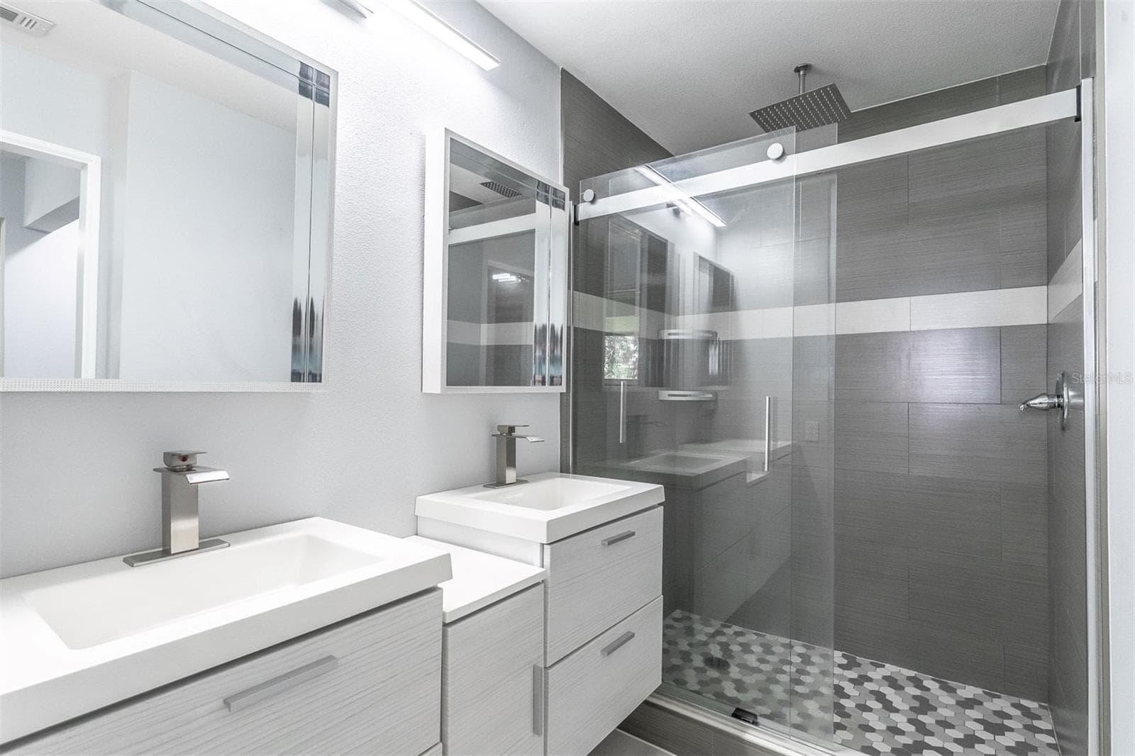 Glass Barn-Door - 139 OLIVE TREE CIR, ALTAMONTE SPRINGS