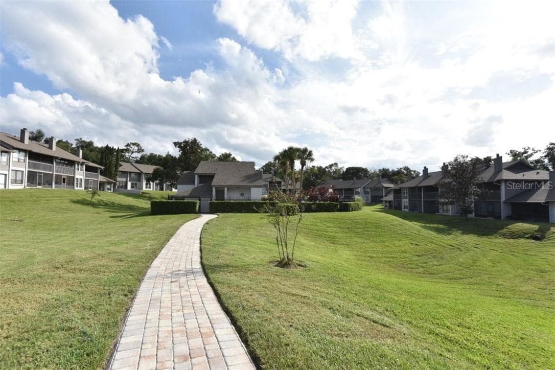 FOLLOW THE PATH TO POOLSIDE - 139 OLIVE TREE CIR, ALTAMONTE SPRINGS