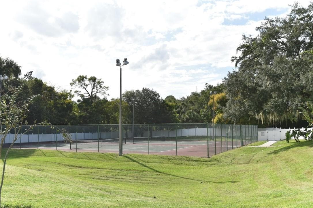 Tennis Courts and Dog Run. GAME, SET… FETCH! - 139 OLIVE TREE CIR, ALTAMONTE SPRINGS