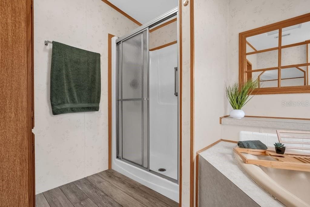 Walk in Shower & Soaker Tub Primary EnSuite - 4114 MYRTLE OAK CT #852, ZELLWOOD
