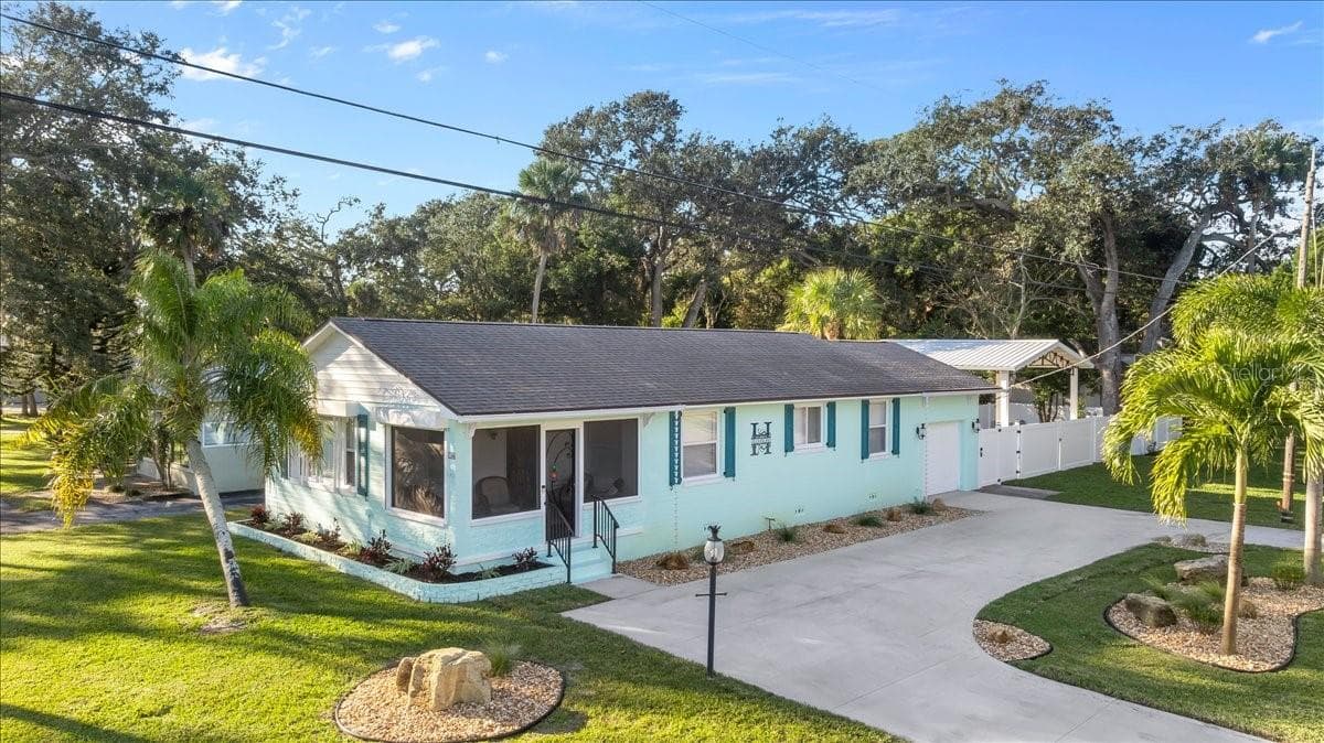 Single Family Residence at 1146 RIVERSIDE DR, DAYTONA BEACH, photo 5 of 65