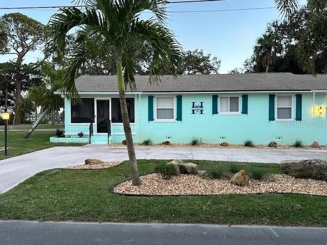 Single Family Residence at 1146 RIVERSIDE DR, DAYTONA BEACH, photo 7 of 65
